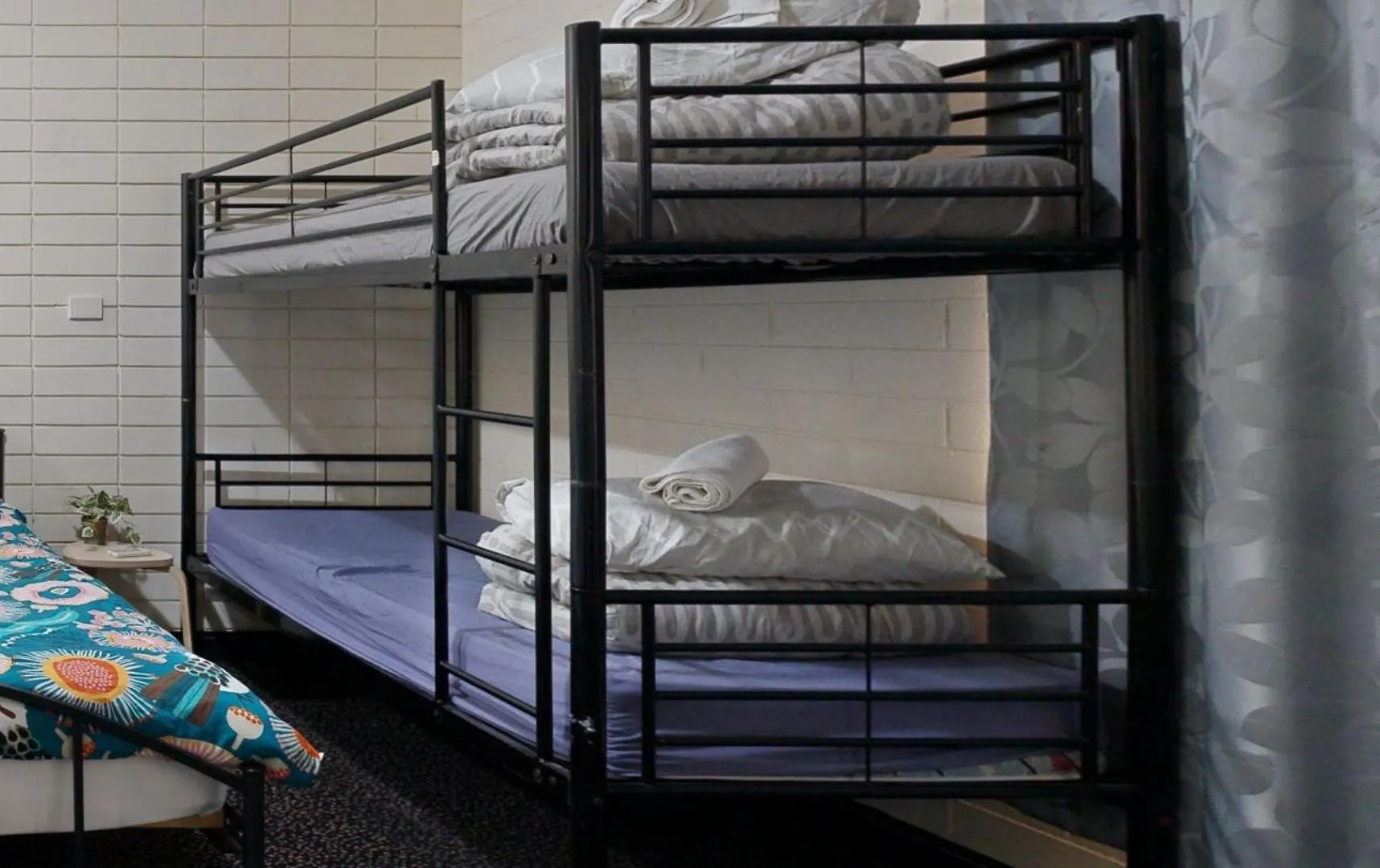 West End Motel & Backpackers Adelaide