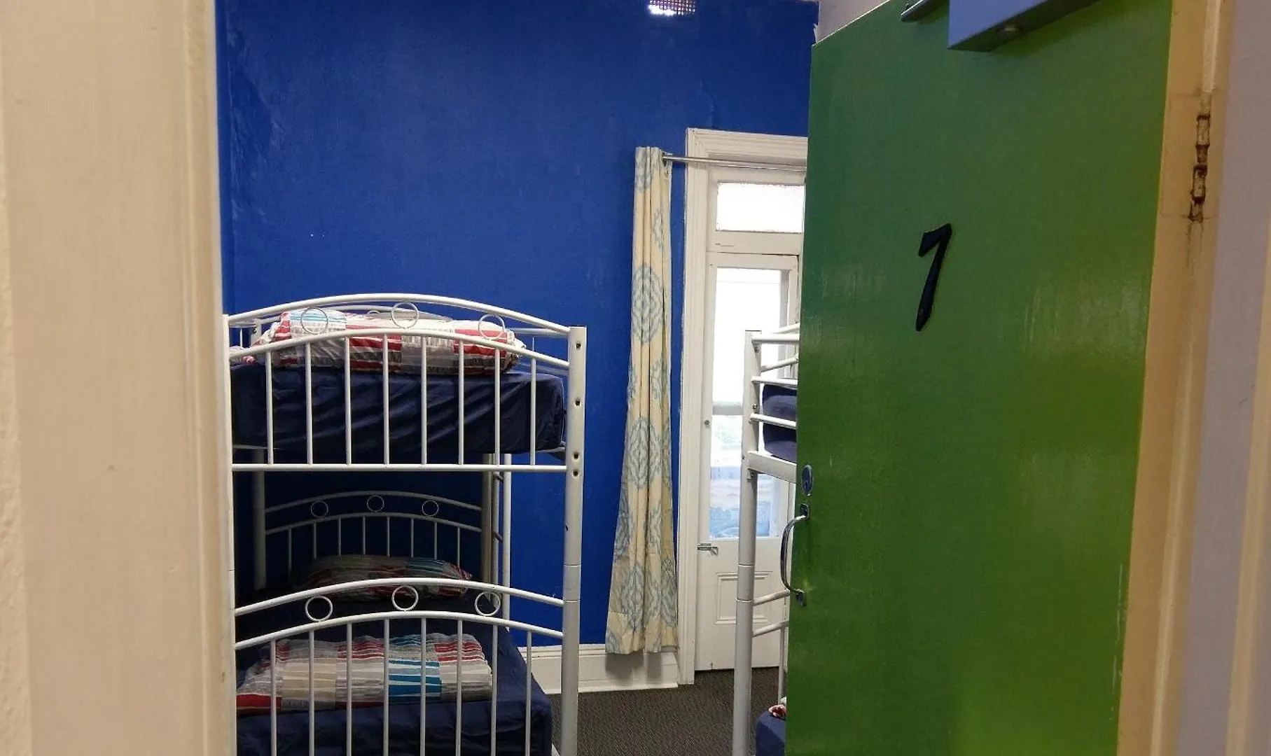 West End Motel & Backpackers Adelaide Hotel
